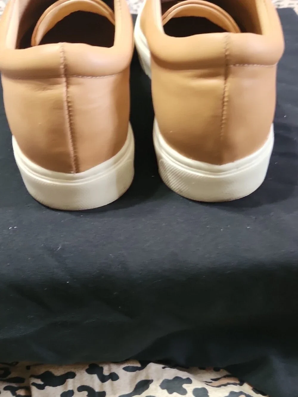 Nisolo Men's Tan Leather Boat-Style Sneakers